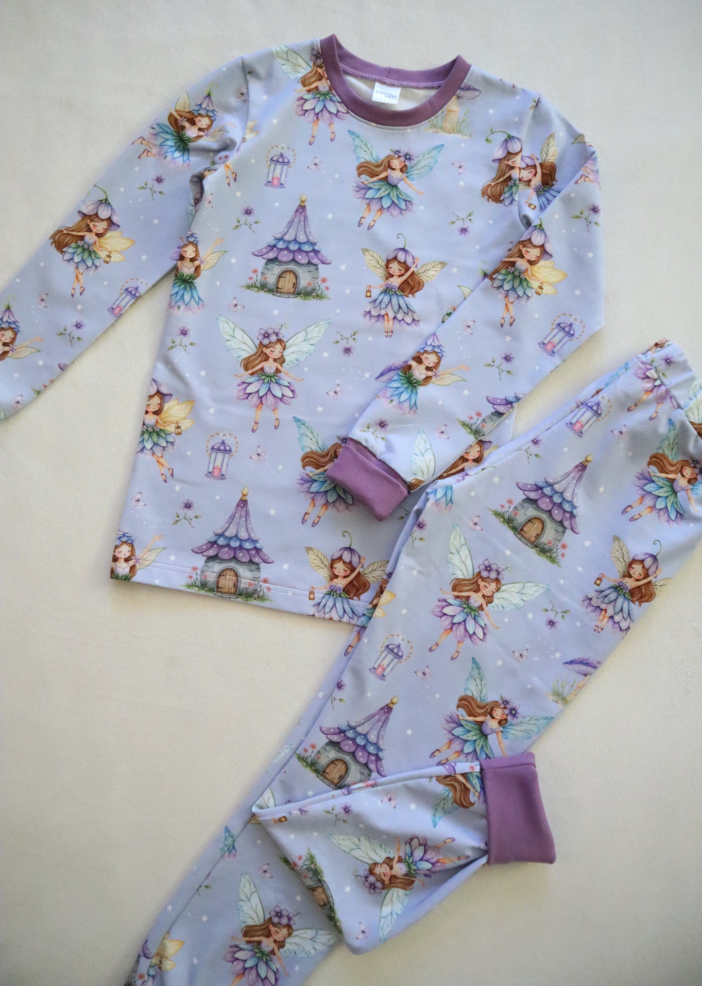 Trikoo: Kukkaiskeijut Laventeli