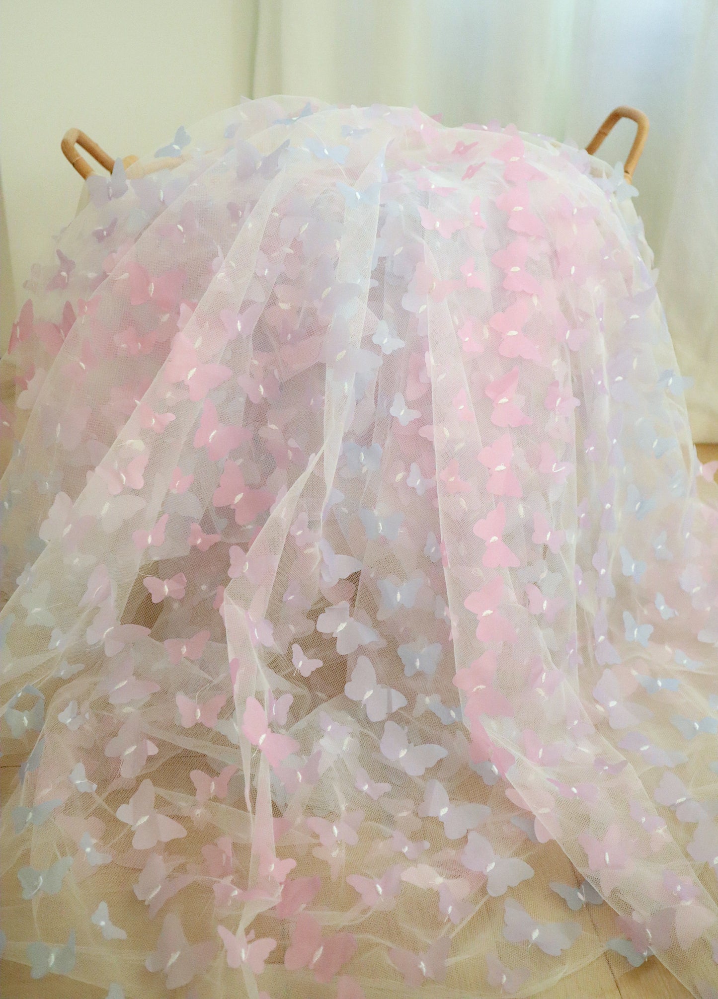 Tylli: Perhoset laventeli/vaaleanpunainen