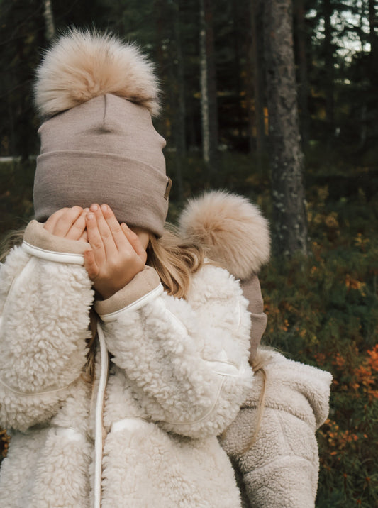 VILJA HANDMADE Merinovillapipo Tupsulla tai Ilman